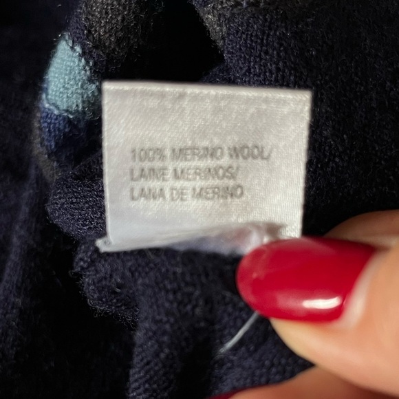 Emanuel Emanuel Ungaro 100% merino wool vintage V neck sweater size M - Picture 13 of 13